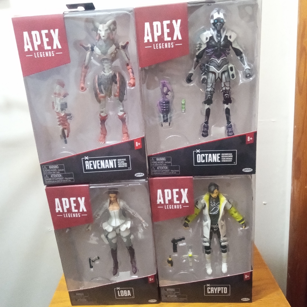 LOT: 4 Apex Legends Action Figures NIB